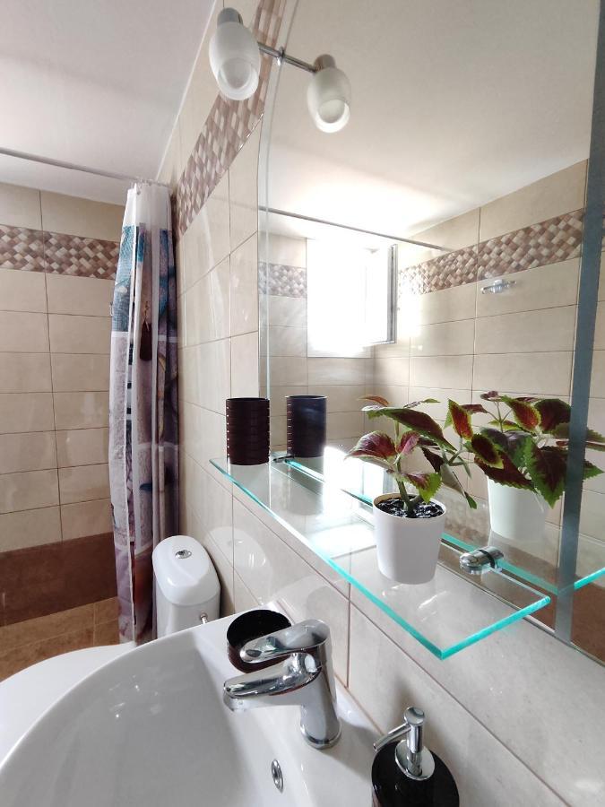 Oasis Apartments بيريسا المظهر الخارجي الصورة