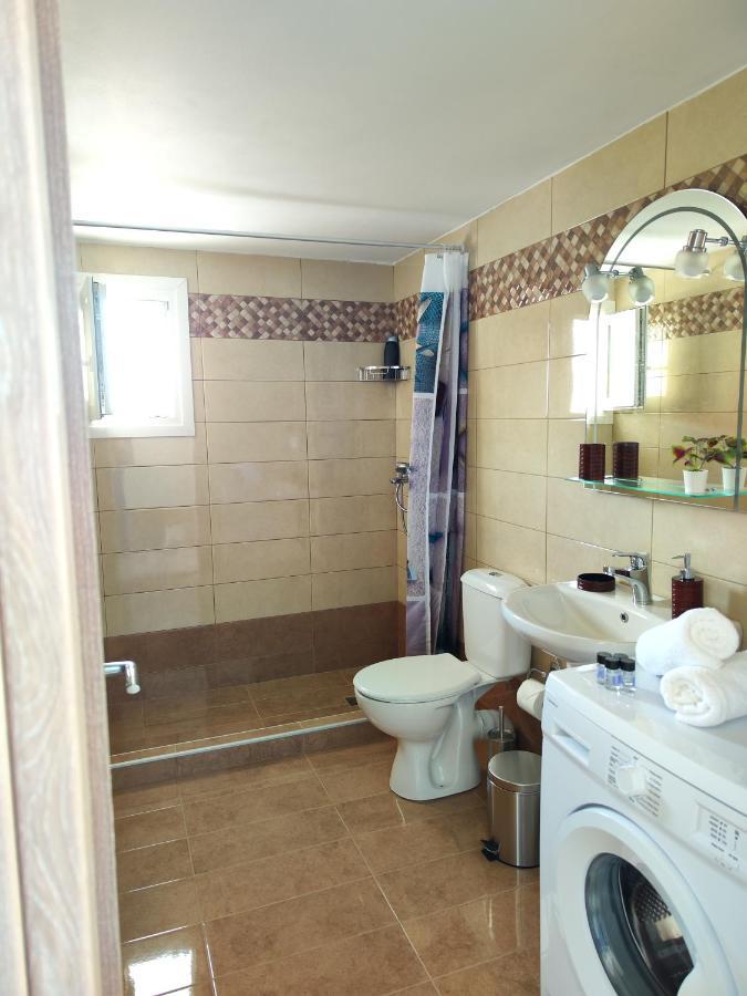Oasis Apartments بيريسا المظهر الخارجي الصورة