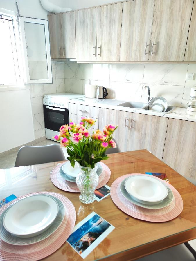 Oasis Apartments بيريسا المظهر الخارجي الصورة